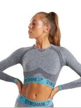 GYMSHARK-large Long Sleeve Crop  Athletic Training Gym Workout Running Yoga.